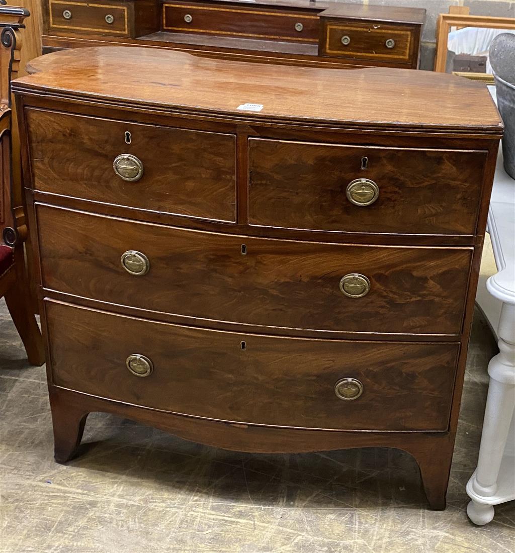 A Regency mahogany bow fronted chest of drawers, width 89cm, depth 46cm, height 86cm